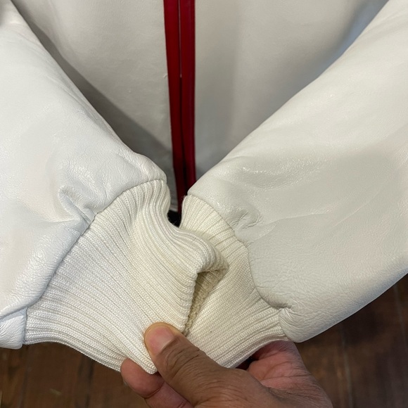 Red and white vintage, Pelle Pelle, leather bomber jacket - Picture 4 of 7